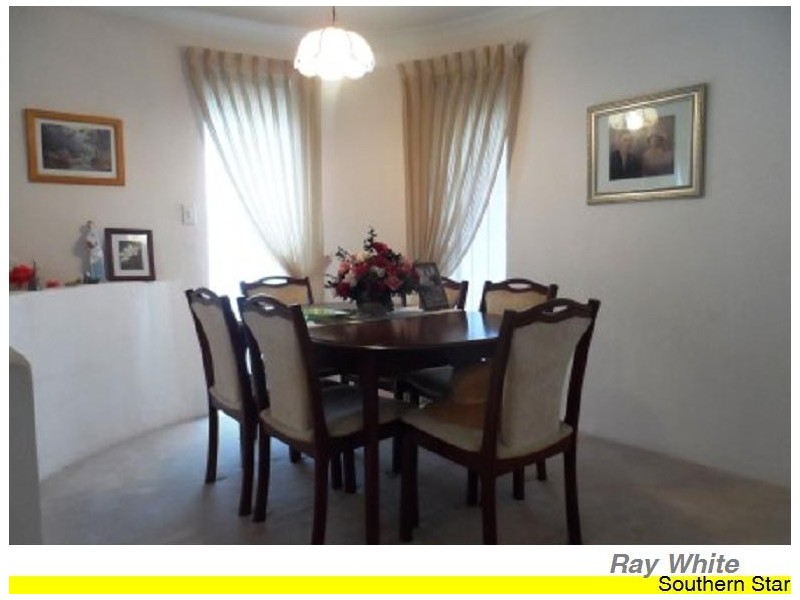 18 Braemore Street, Seville Grove WA 6112