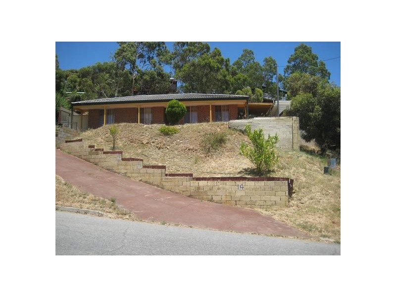 14 Amethyst Crescent, Mount Richon WA 6112