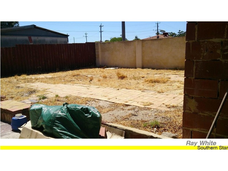 18 Faraday Street, Camillo WA 6111