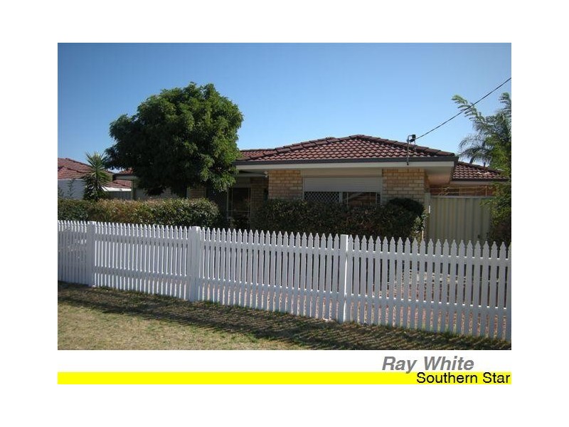 5 Jooleen Way, Thornlie WA 6108