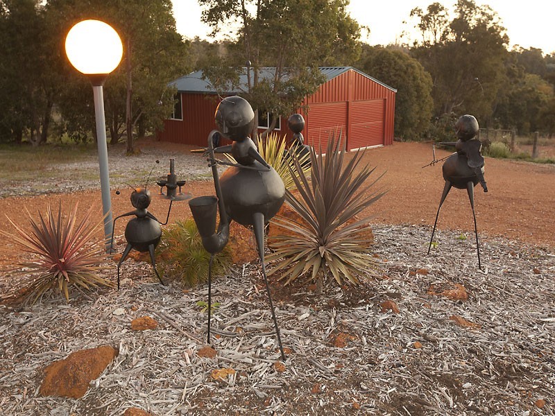 12 Blissett Drive, Bedfordale WA 6112