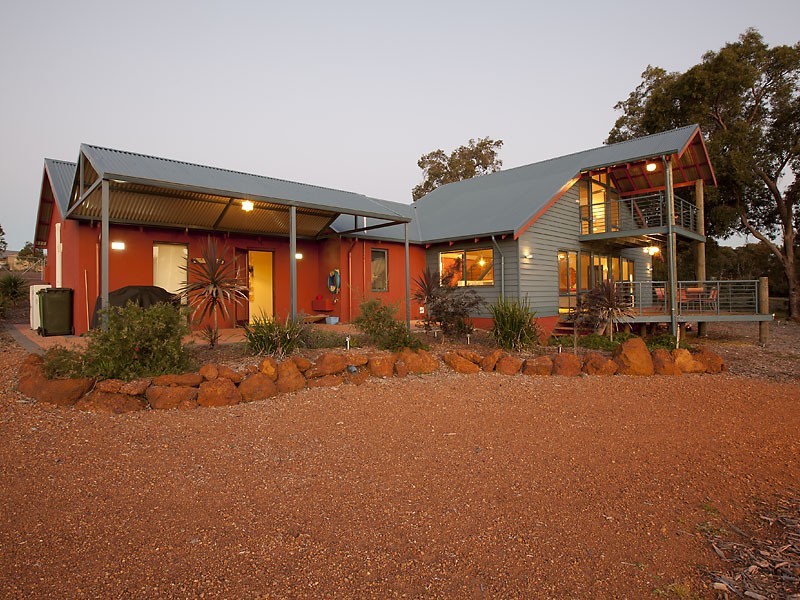 12 Blissett Drive, Bedfordale WA 6112