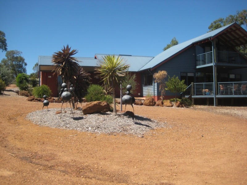 12 Blissett Drive, Bedfordale WA 6112