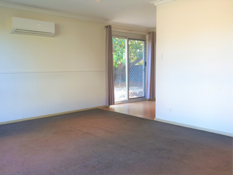 29 Burrowa Street, Armadale WA 6112