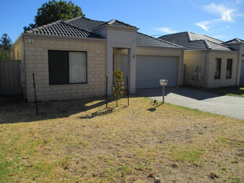 4/52 Fifth Road, Armadale WA 6112