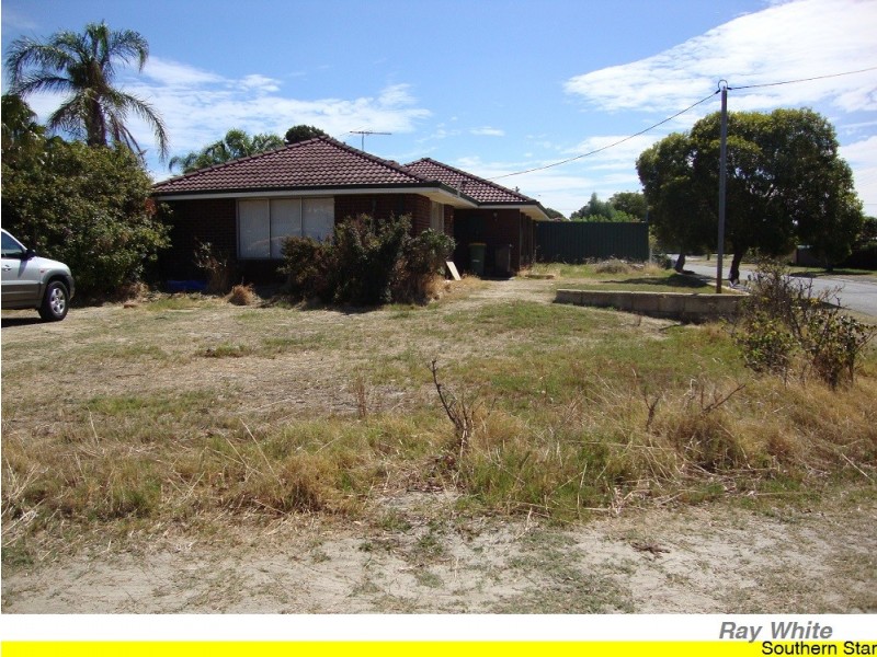 5 Slee Avenue, Kelmscott WA 6111