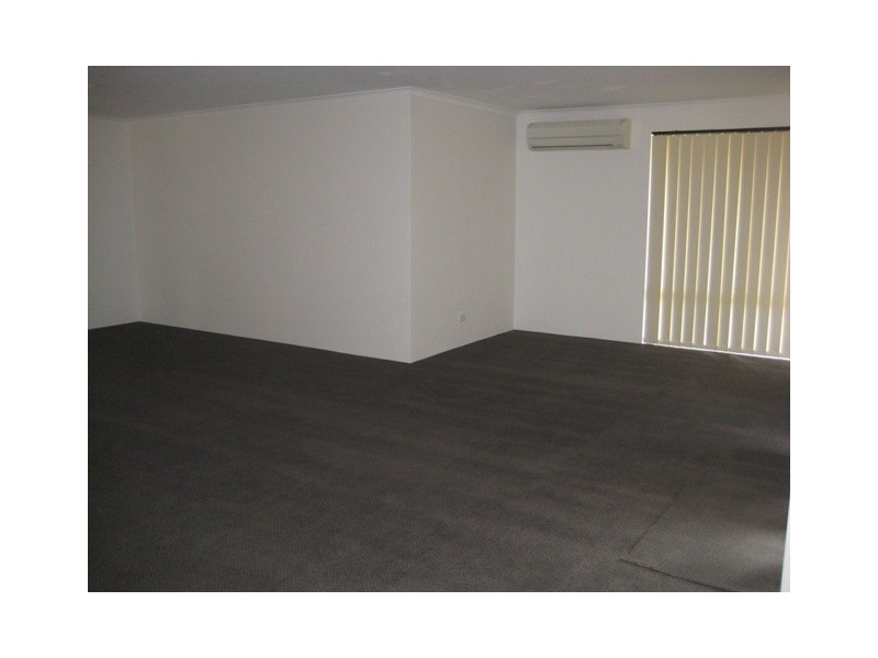 8 Sweets Link, Byford WA 6122