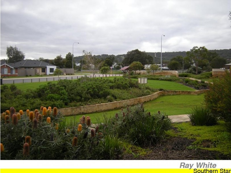 16 Trotman Court, Brookdale WA 6112