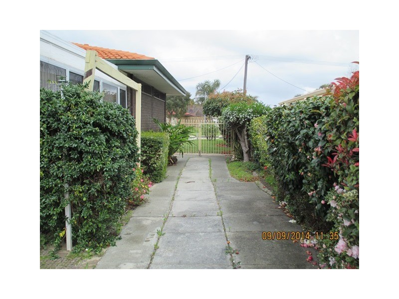 20 Elanora Road, Armadale WA 6112