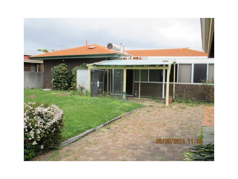 20 Elanora Road, Armadale WA 6112