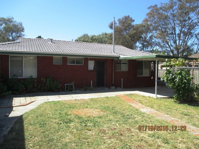 15 Barcombe Way, Gosnells WA 6110