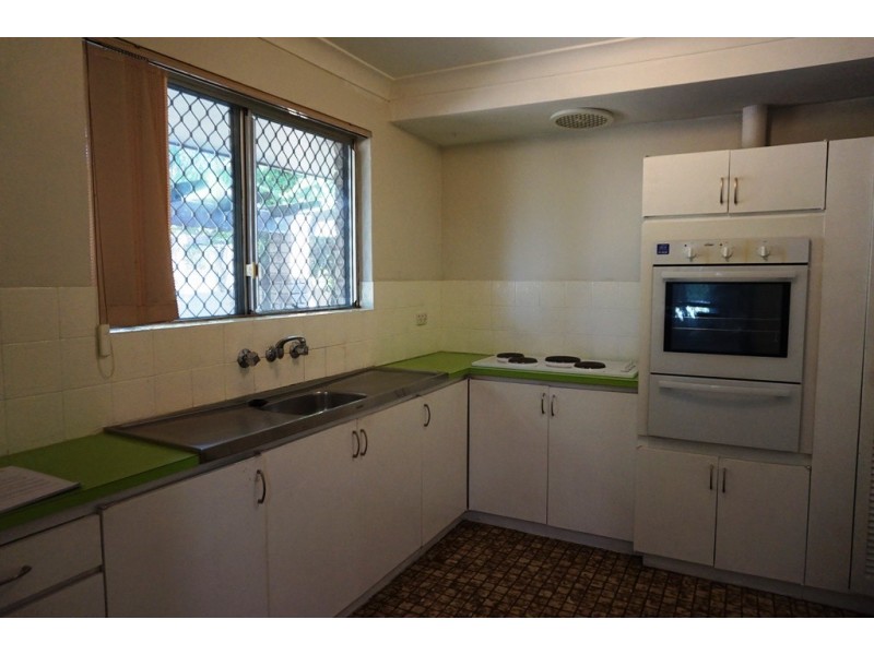 22 Dollis Way, Camillo WA 6111