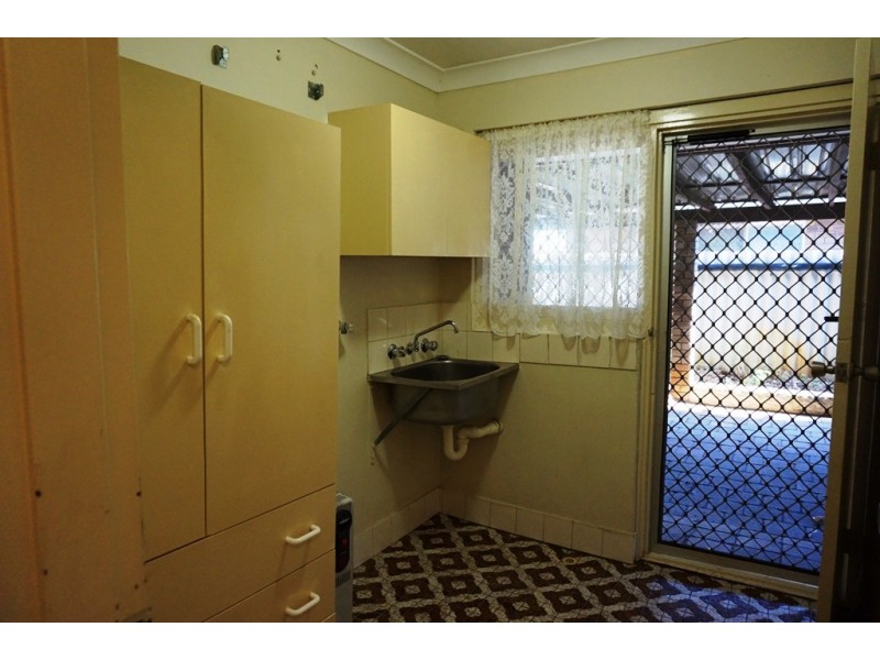 22 Dollis Way, Camillo WA 6111