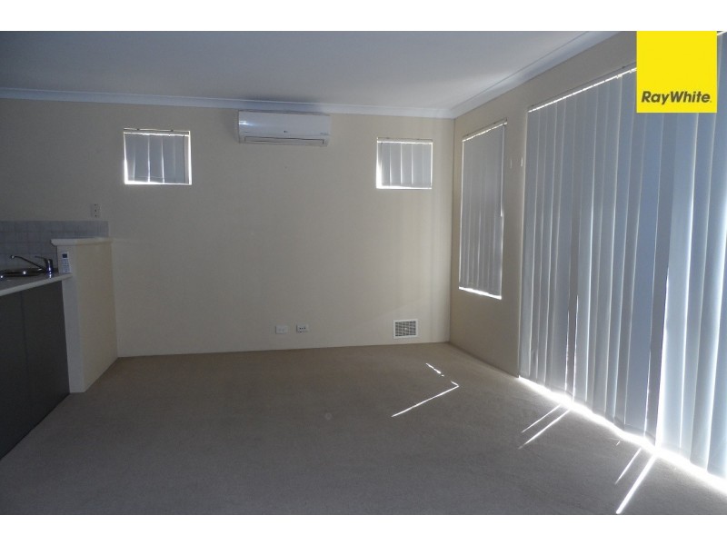 34/91 Lowanna Way, Armadale WA 6112