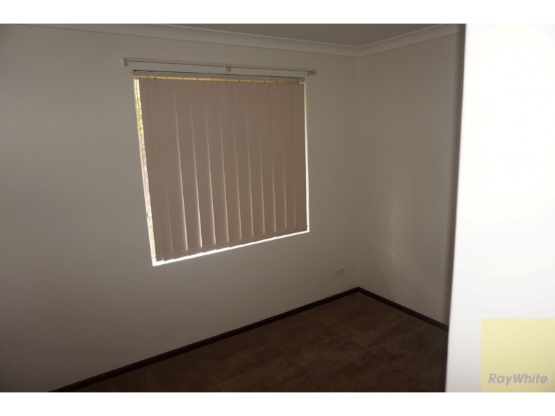 4/6 Bertram Street, Maddington WA 6109