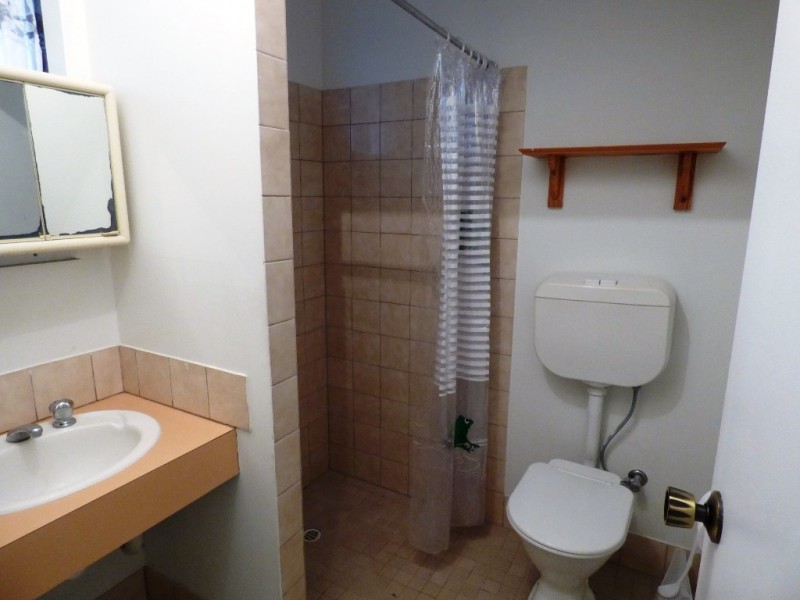 9 Excalibur Circle, Camillo WA 6111