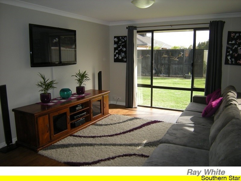 30 Fallon Place, Seville Grove WA 6112