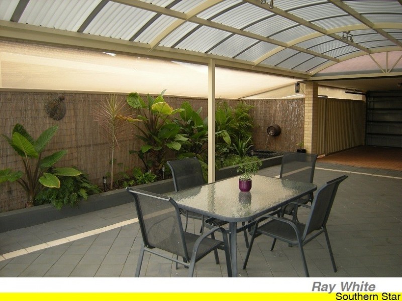 30 Fallon Place, Seville Grove WA 6112