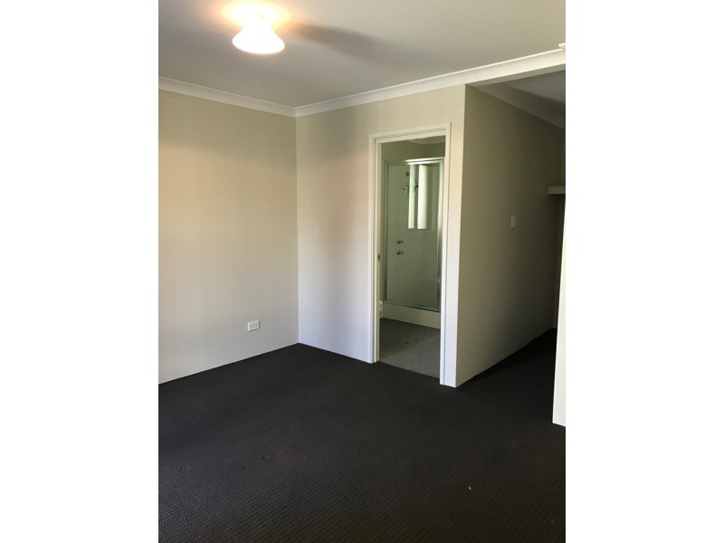 62a Williams Road, Armadale WA 6112