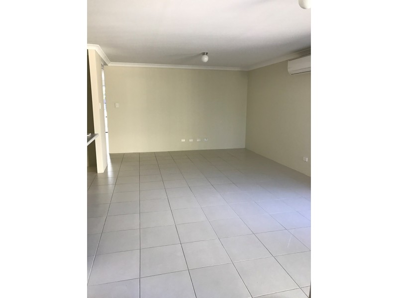 62a Williams Road, Armadale WA 6112