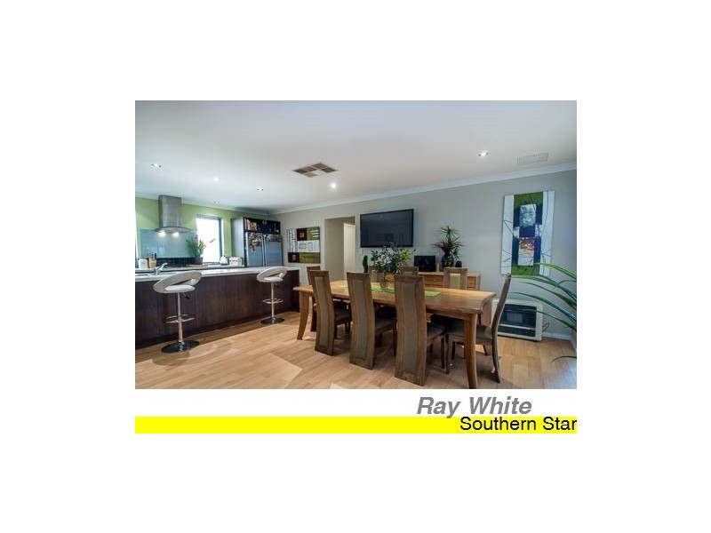 23 Glenfin Road, Seville Grove WA 6112