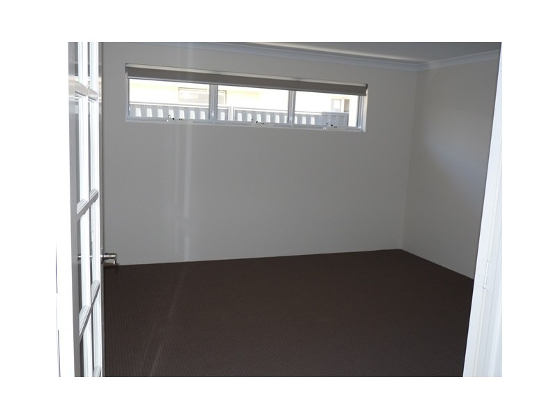 49 Strathclyde Circuit, Champion Lakes WA 6111