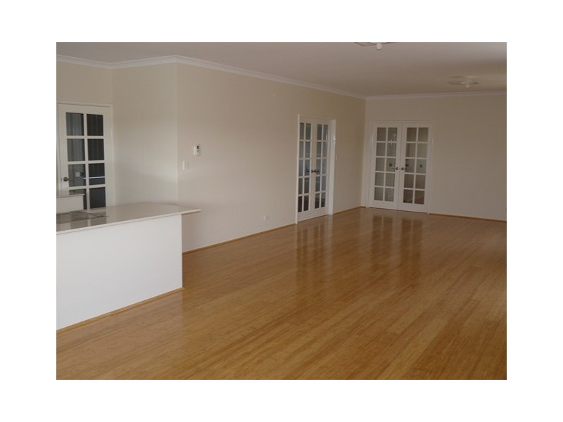 49 Strathclyde Circuit, Champion Lakes WA 6111 Floorplan