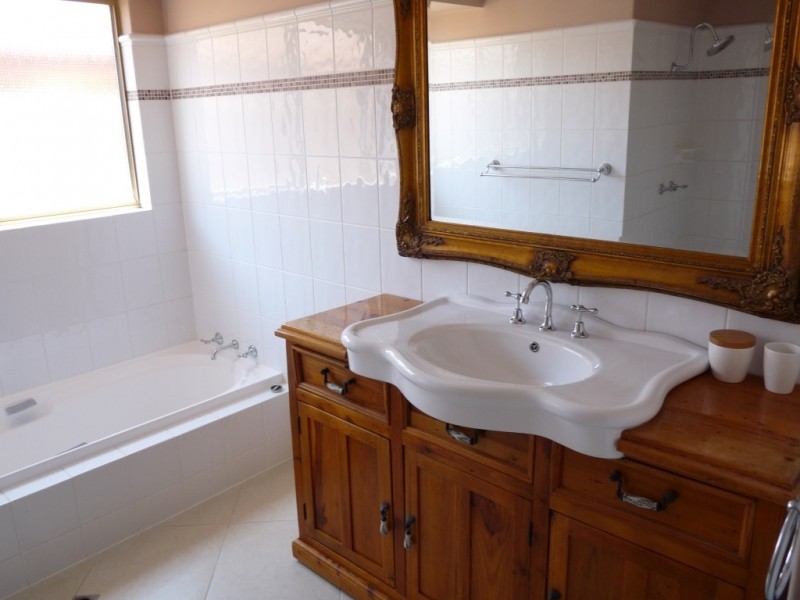 35 Wilkinson Street, Gosnells WA 6110