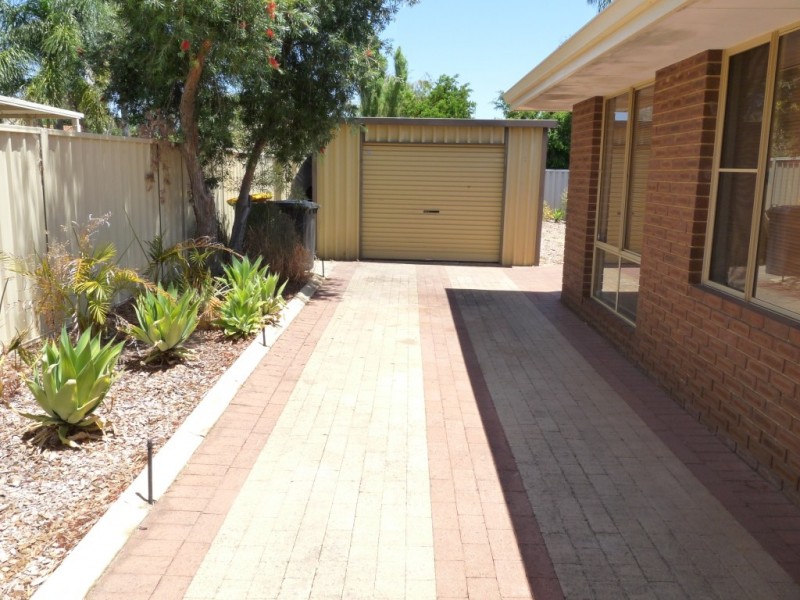 35 Wilkinson Street, Gosnells WA 6110