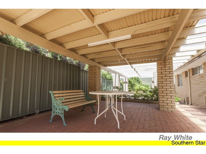 17 Wangoola Terrace, Mount Nasura WA 6112