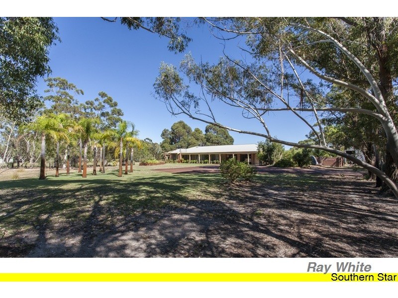 108 Station Street, Martin WA 6110