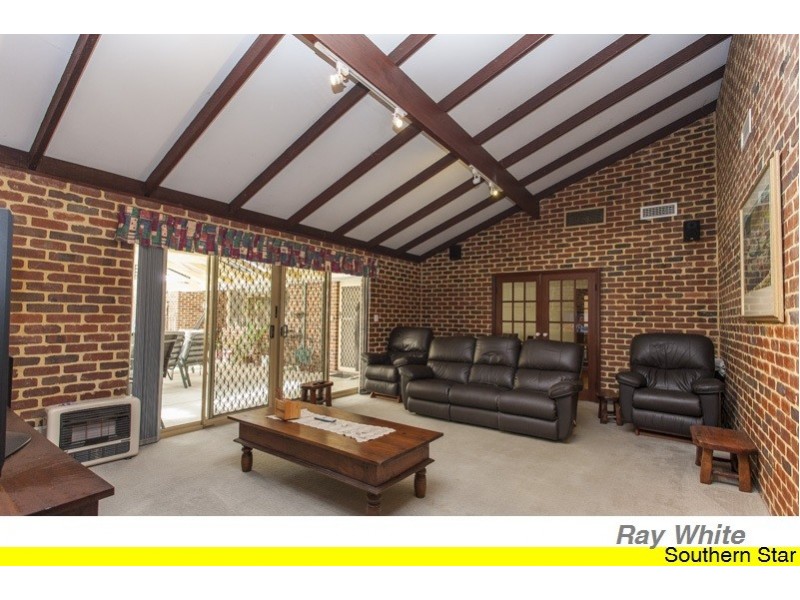 108 Station Street, Martin WA 6110