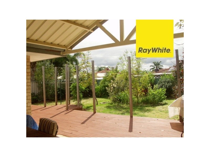 25 Lisbon Way, Seville Grove WA 6112