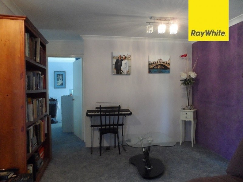 25 Lisbon Way, Seville Grove WA 6112