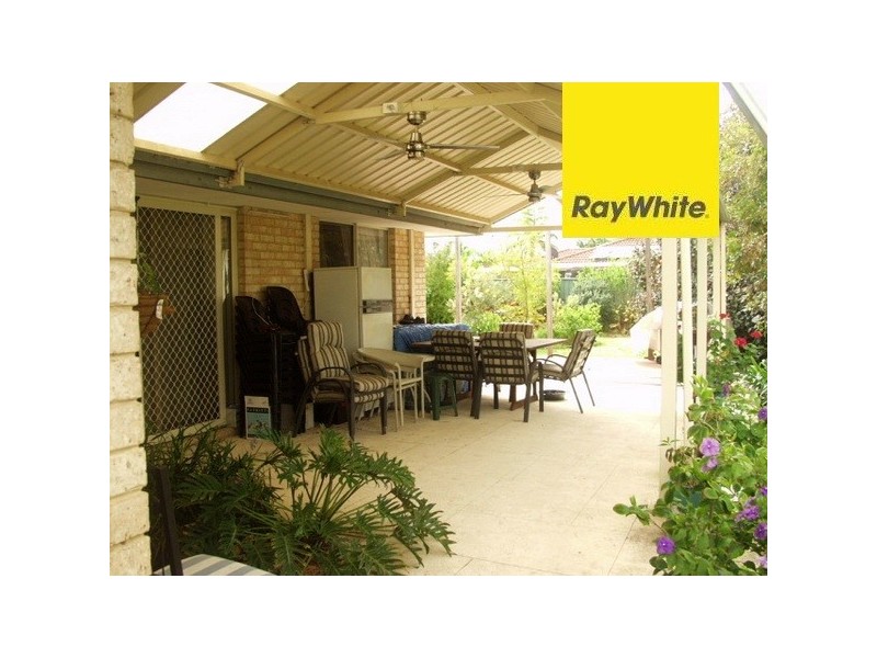 25 Lisbon Way, Seville Grove WA 6112