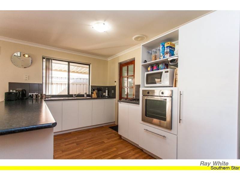 4 Morolo Street, Seville Grove WA 6112