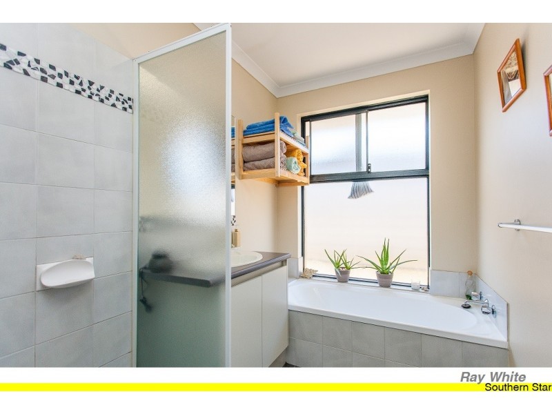 4 Morolo Street, Seville Grove WA 6112