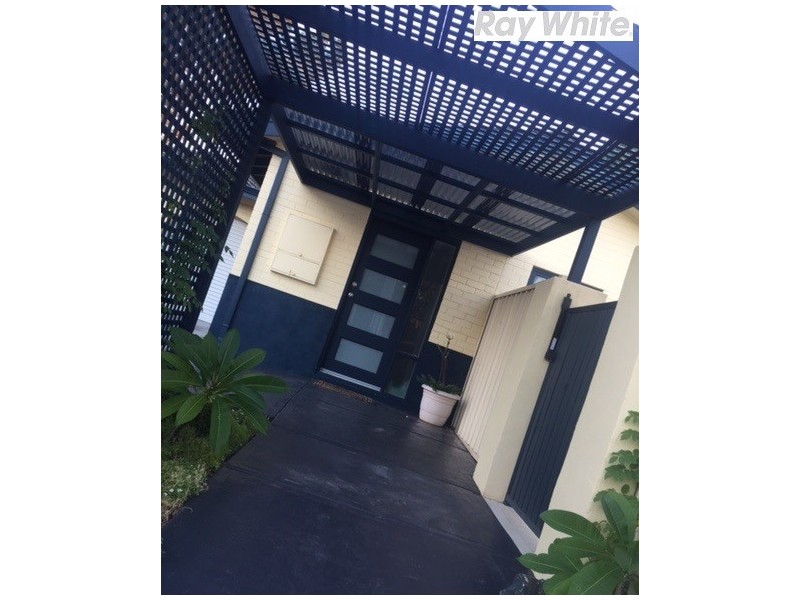 2 Cherry Way, Camillo WA 6111