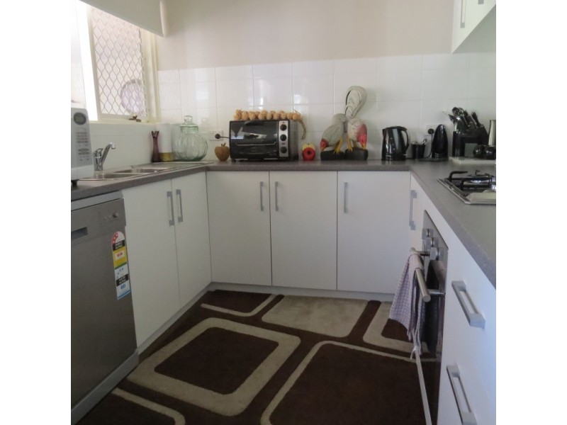 22 Banksia Road, Camillo WA 6111