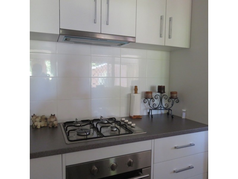 22 Banksia Road, Camillo WA 6111