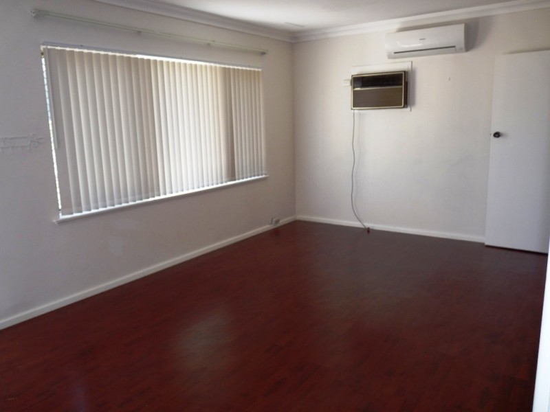 7 Megan Way, Camillo WA 6111