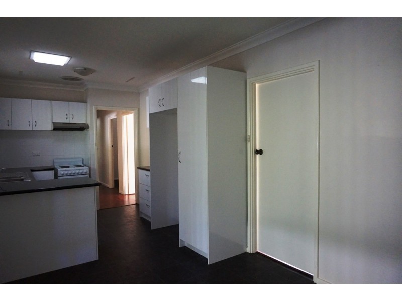 7 Megan Way, Camillo WA 6111