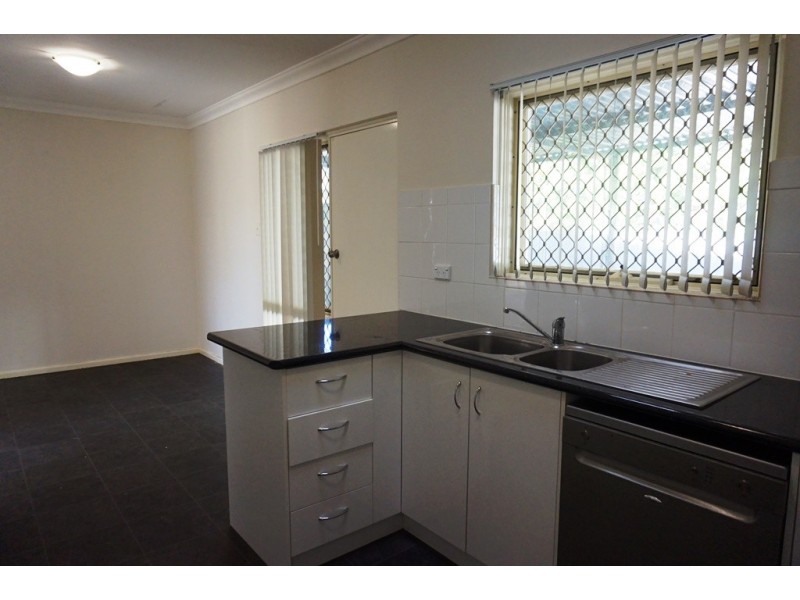 7 Megan Way, Camillo WA 6111