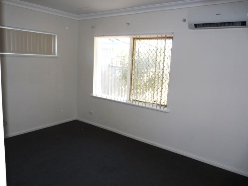 7 Megan Way, Camillo WA 6111