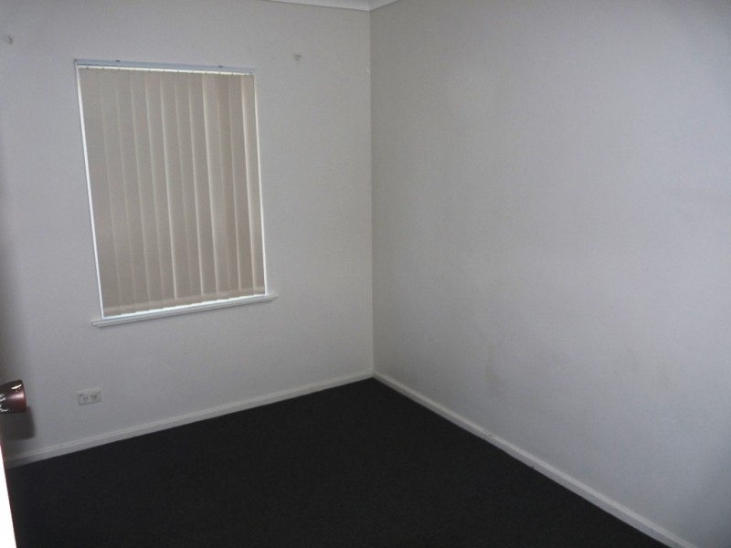 7 Megan Way, Camillo WA 6111