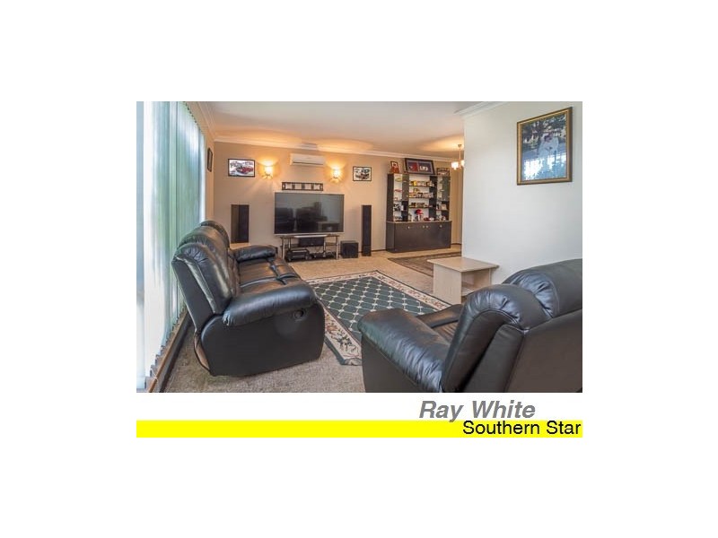 25 Ravenscroft Way, Kelmscott WA 6111