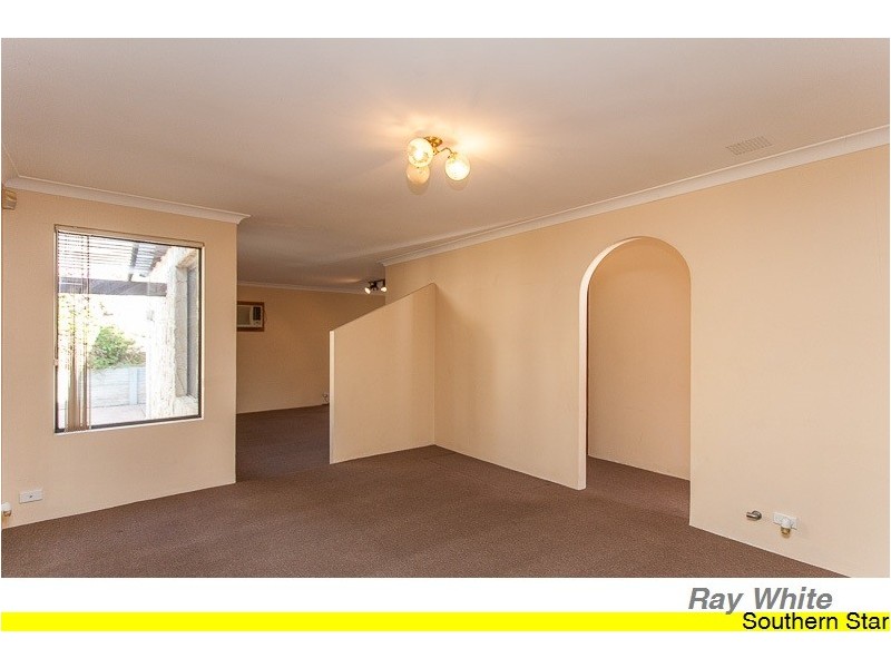 6 Onyx Road, Mount Richon WA 6112