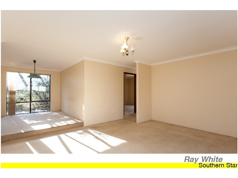 6 Onyx Road, Mount Richon WA 6112