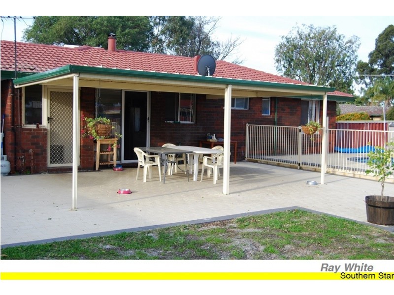 9 Glenhurst Court, Camillo WA 6111