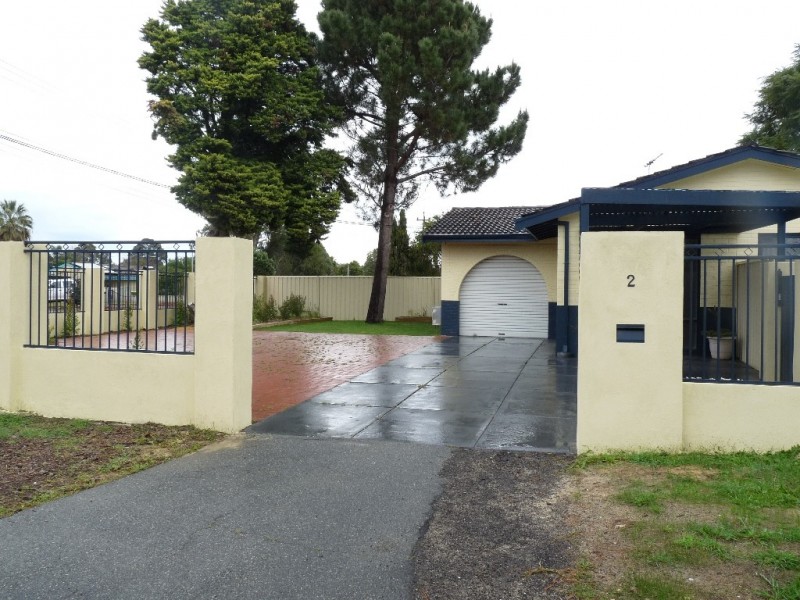 2 Cherry Way, Camillo WA 6111